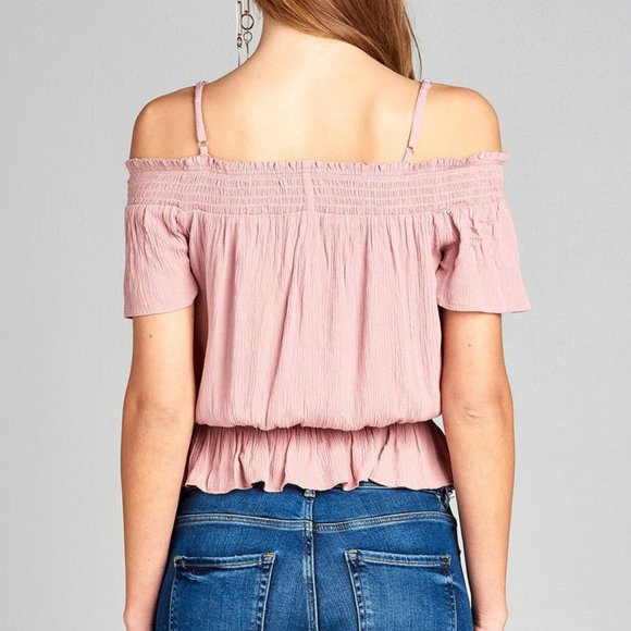 🎀Ladies fashion short sleeve top🎀 - Picture 3 of 4